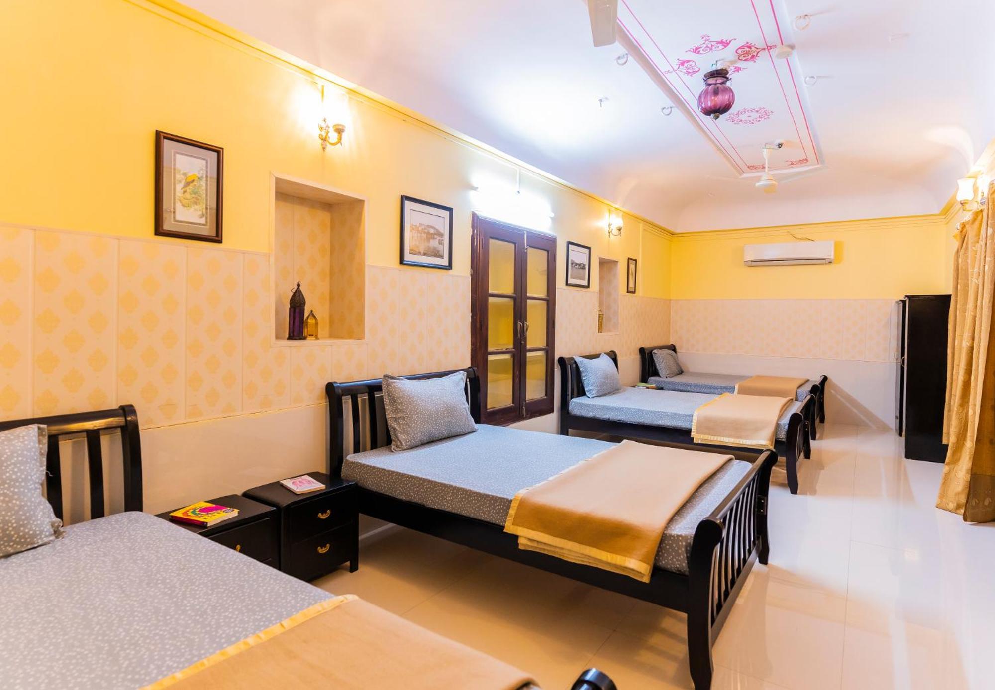 Kalyan Villa Homestay Udaipur Bagian luar foto